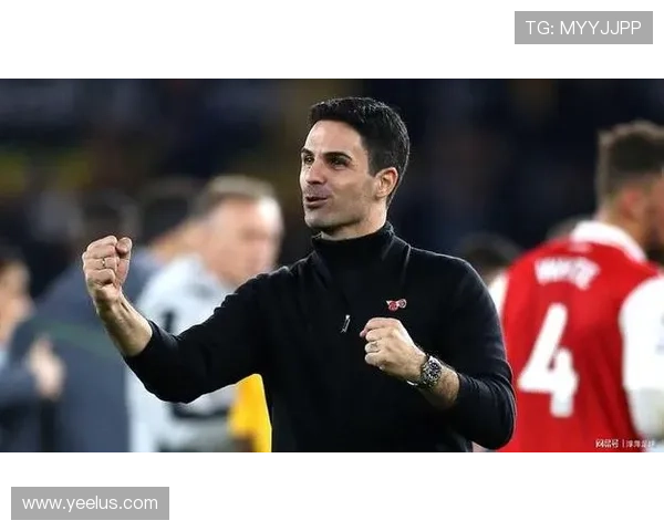 阿尔特塔持续重塑中场战术,球队战斗力稳步提升引人关注