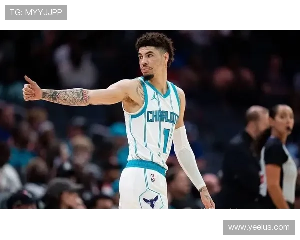 拉梅洛·鲍尔利用挡拆提升组织效率，拉开进攻空间明显增多